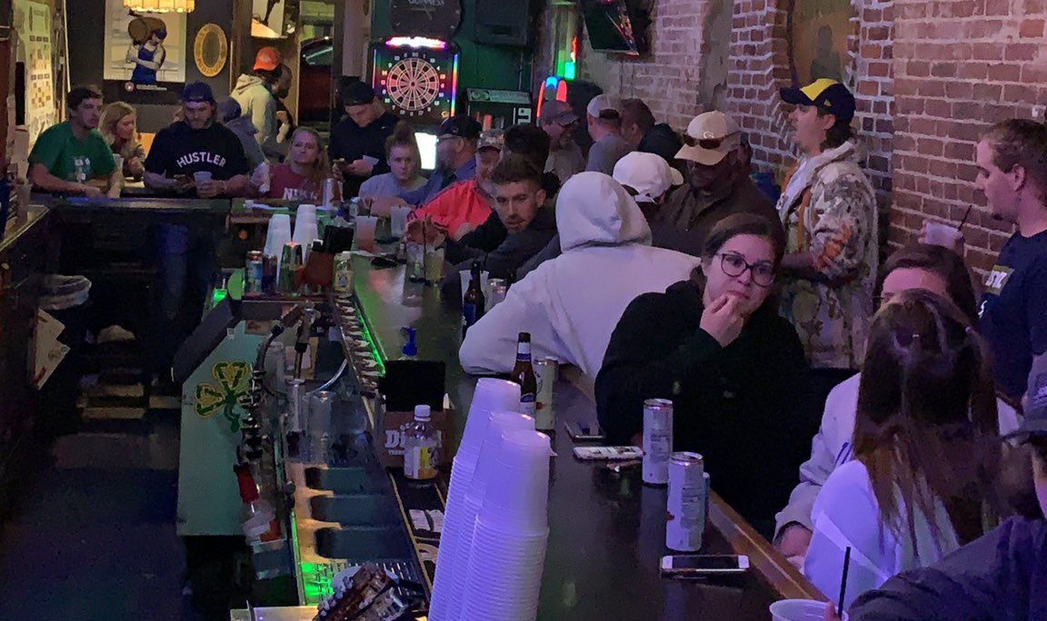 Bar